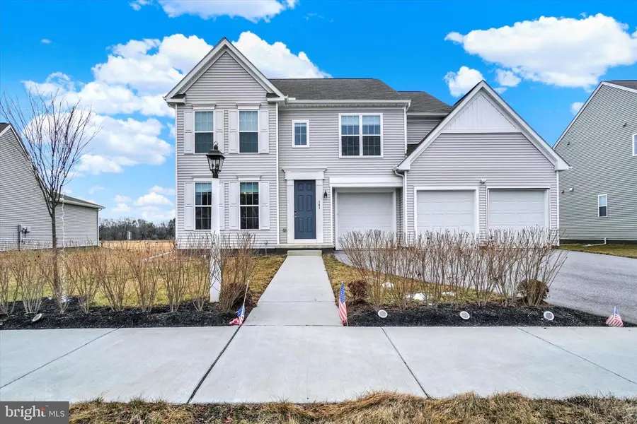 141 Moorefield St, Mechanicsburg, PA 17055 - #3