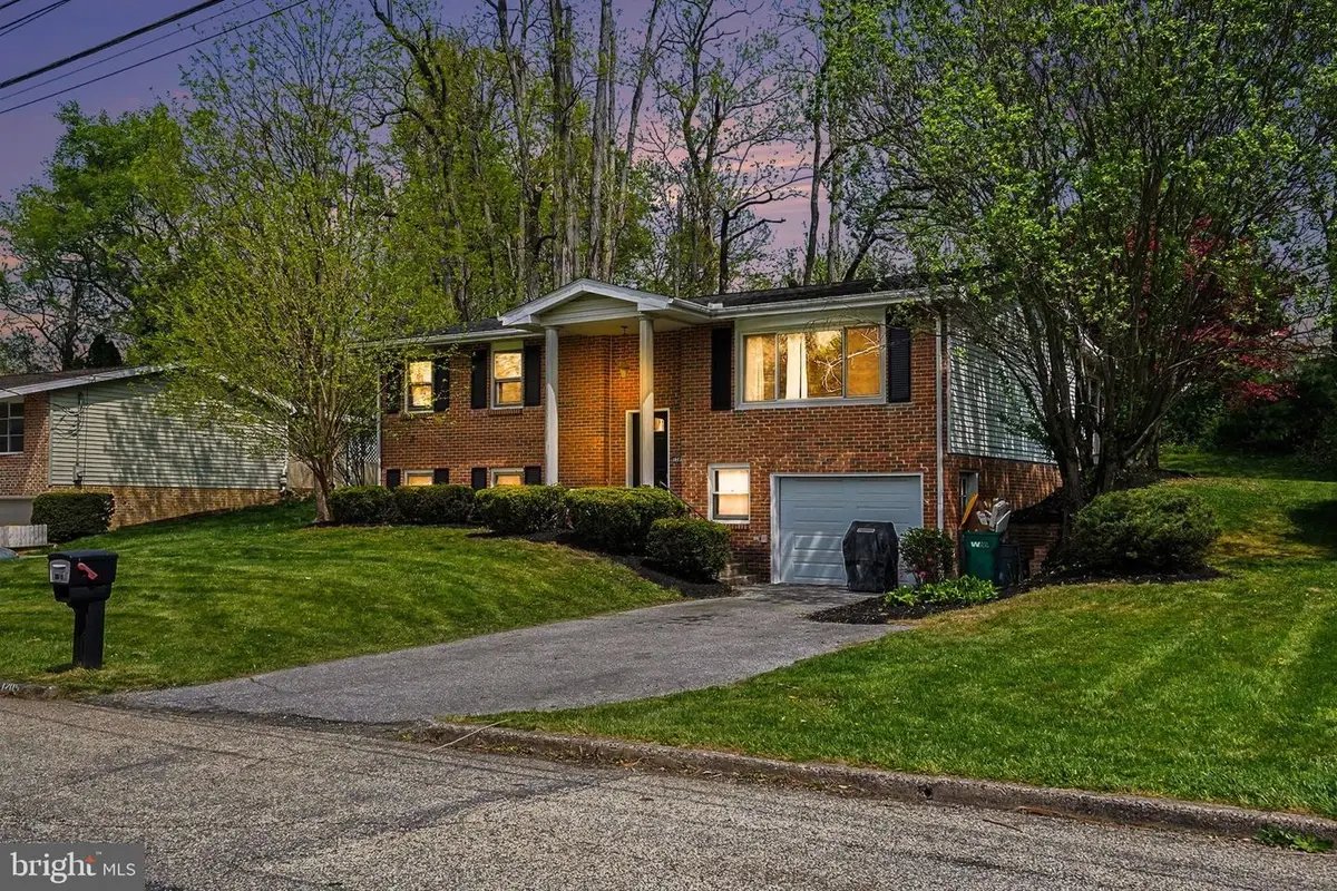 1205 Mallard Rd, Camp Hill, PA 17011 - #1