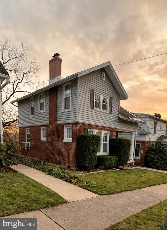 226 Walnut St, Lemoyne, PA 17043 - #2