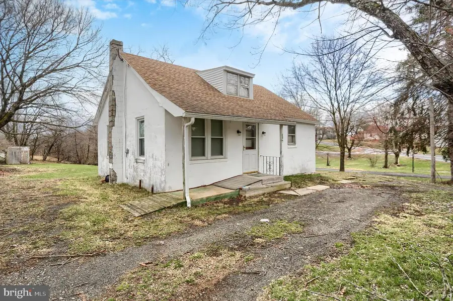 475 Wolfs Bridge Rd, Carlisle, PA 17013 - #3