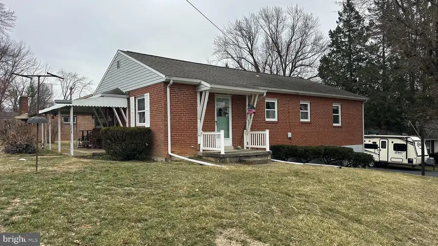 1803 Willow Rd, Camp Hill, PA 17011 - #2