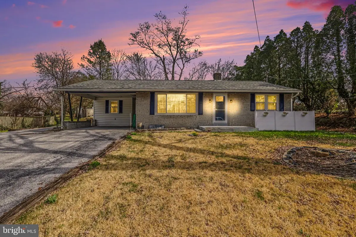 3111 Spring Rd, Carlisle, PA 17013 - #1