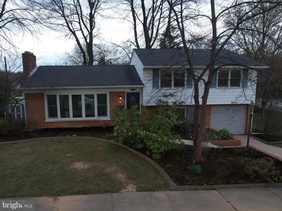 11 W Shore Dr, Camp Hill, PA 17011 - #2