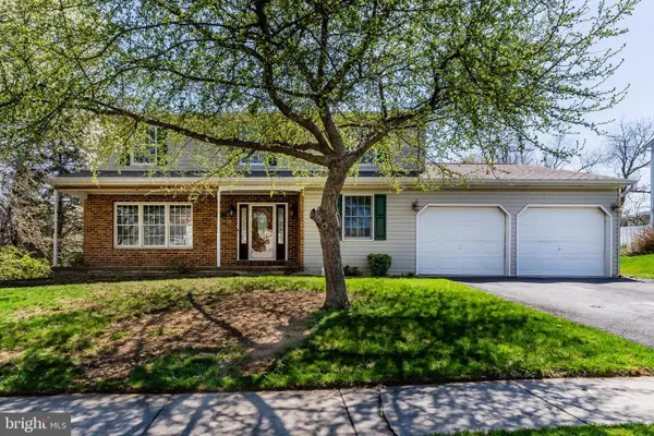 914 Maplewood Ln, ENOLA, PA 17025