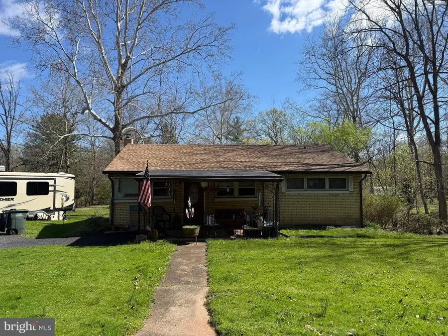 3805 Lisburn Rd, Mechanicsburg, PA 17055 - #2