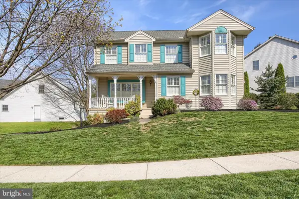 20 Windsor Way, CAMP HILL, PA 17011