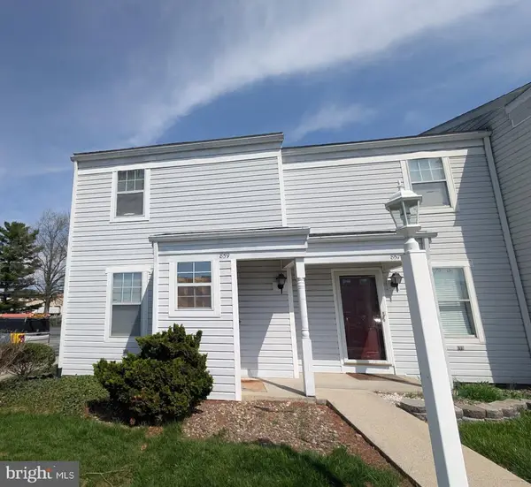 859 Old Silver Spring Rd, MECHANICSBURG, PA 17055