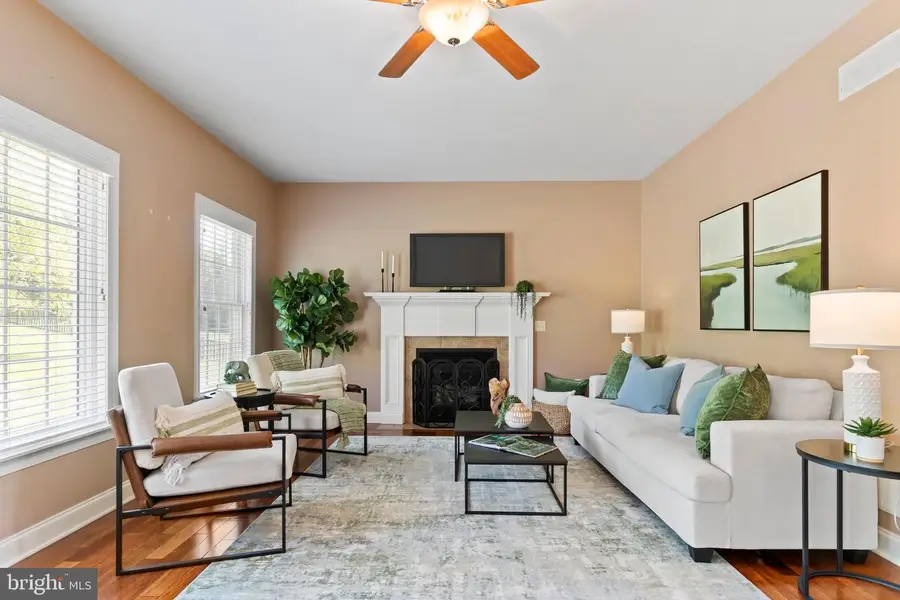 8 Bayberry Rd, Carlisle, PA 17013 - #2