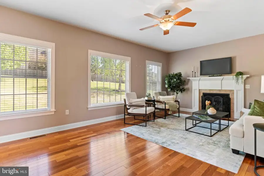 8 Bayberry Rd, Carlisle, PA 17013 - #3