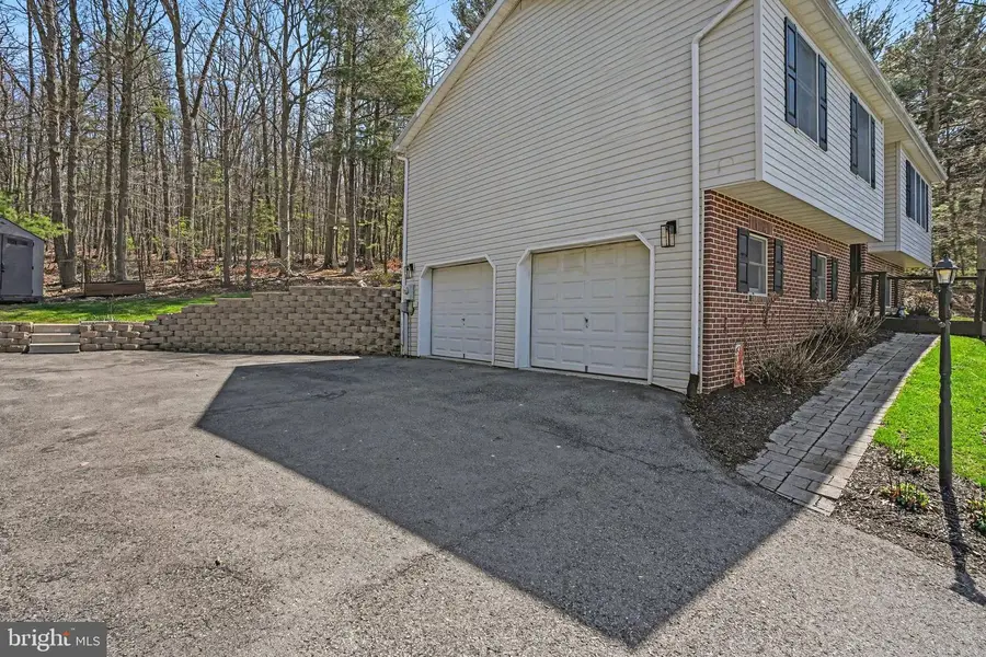 48 Liberty Dr, Mount Holly Springs, PA 17065 - #2