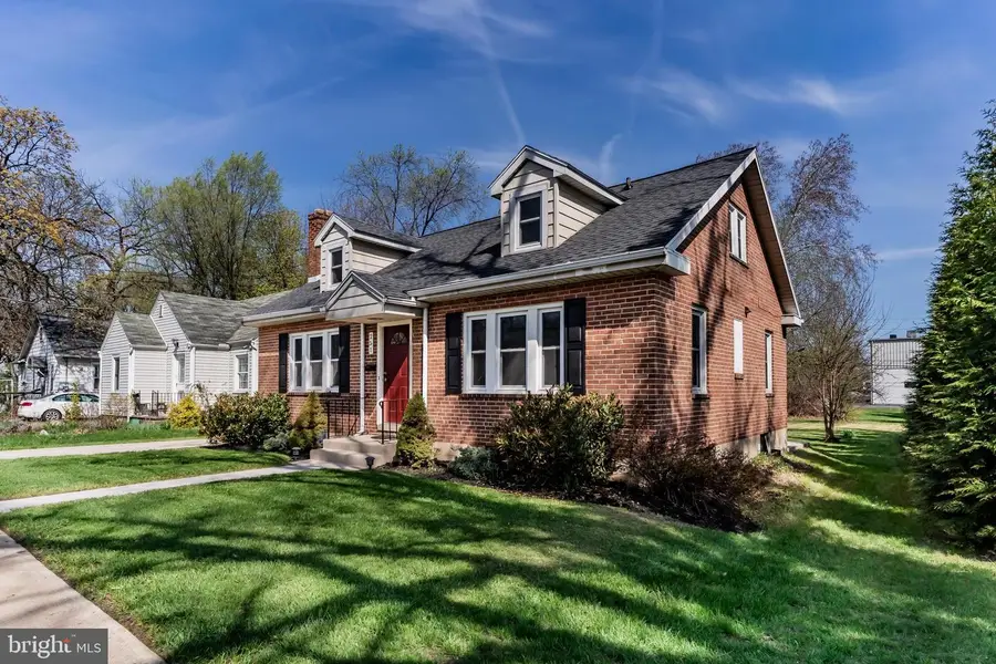 251 E Pomfret St, Carlisle, PA 17013 - #3