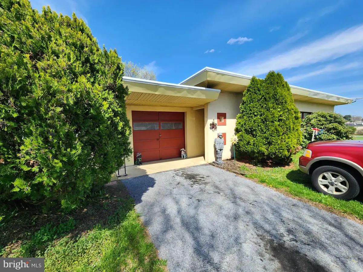 761 Wertzville Rd, Enola, PA 17025 - #1