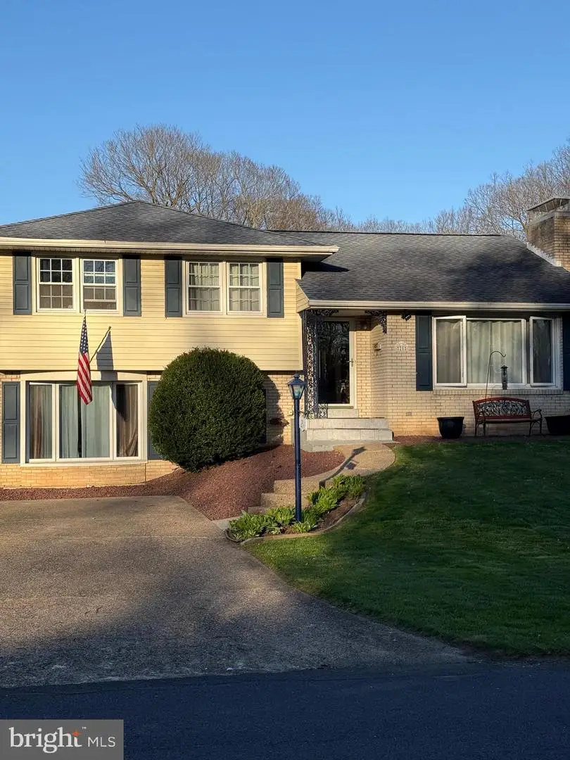 25 Oak Ave, Camp Hill, PA 17011 - #3