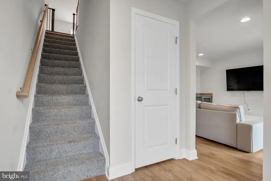 3234 Parade St, Mechanicsburg, PA 17055 - #2