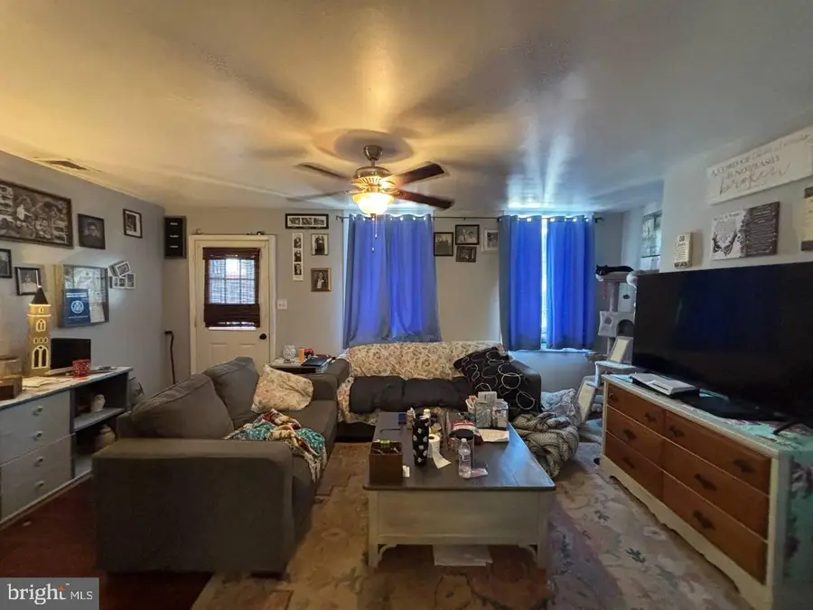 76 E Main St, Newville, PA 17241 - #3