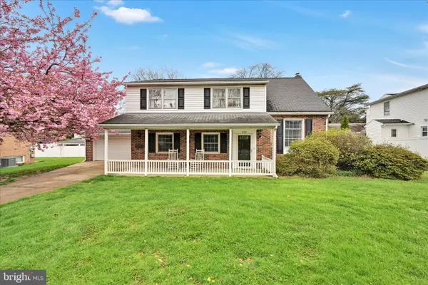 370 Beverly Rd, CAMP HILL, PA 17011