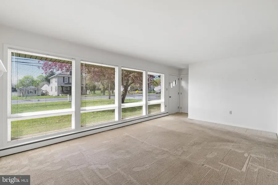 917 Wertzville Rd, Enola, PA 17025 - #3