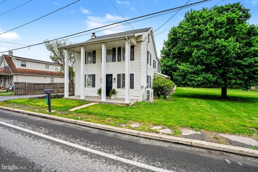 46 E Main St, Walnut Bottom, PA 17266 - #2