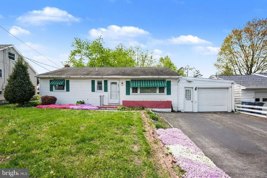 1872 Spring Road, Carlisle, PA 17013 - #2