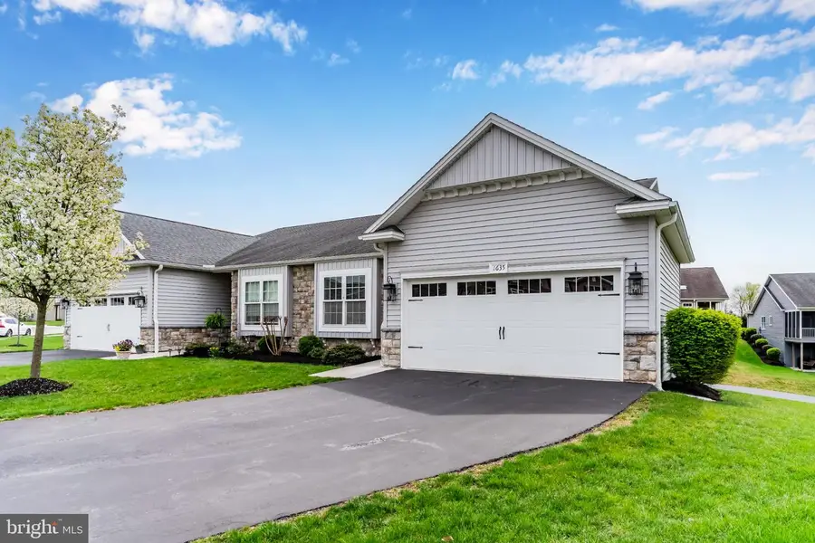 1635 Shady Maple Ct, Mechanicsburg, PA 17050 - #2