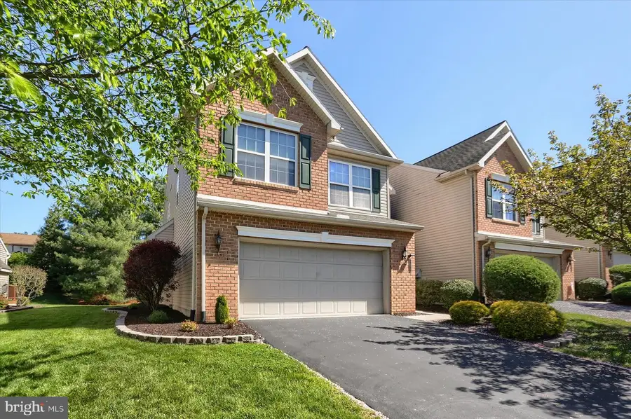 4250 Roth Farm Village Cir, Mechanicsburg, PA 17050 - #2