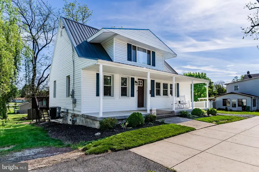 350 G St, Carlisle, PA 17013 - #2