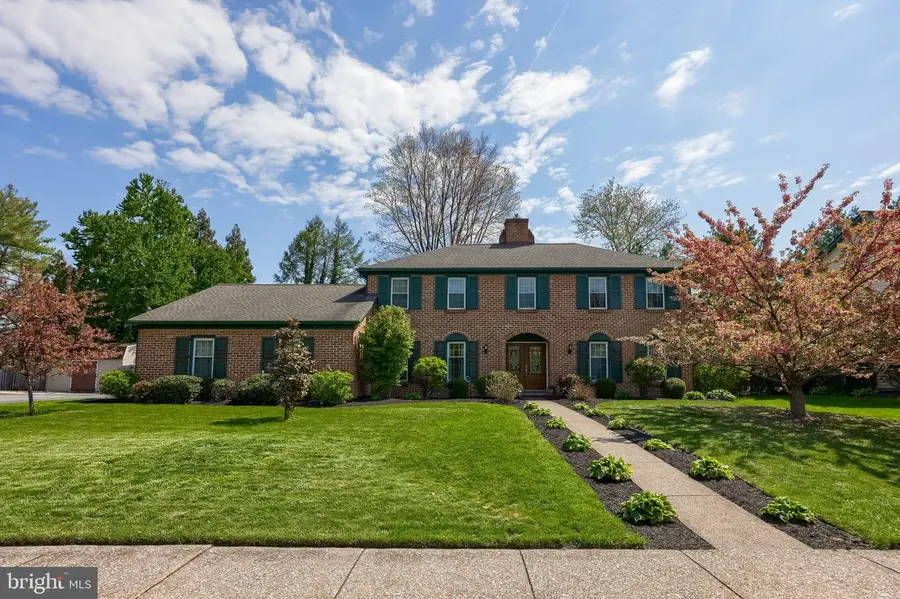 483 Woodcrest Dr, Mechanicsburg, PA 17050 - #2