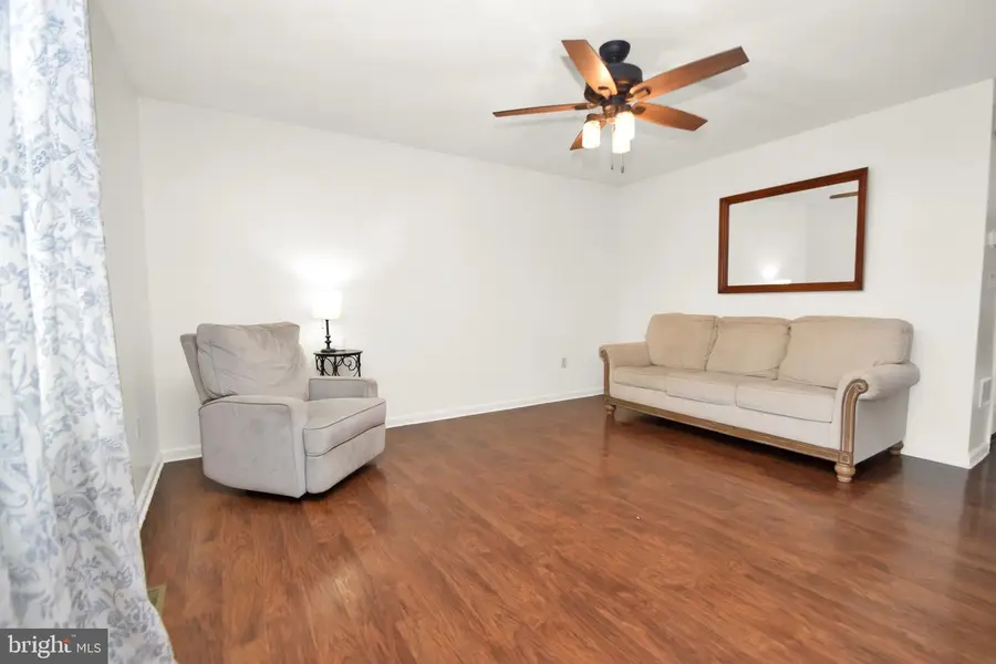 34 Larch Dr, Shippensburg, PA 17257 - #2