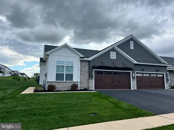 736 Aurora Dr, MECHANICSBURG, PA 17055