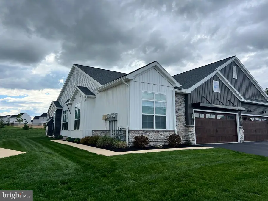 736 Aurora Dr, Mechanicsburg, PA 17055 - #2