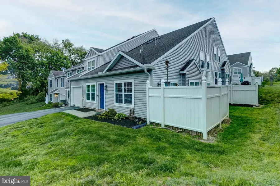 80 Courtyard Dr, Carlisle, PA 17013 - #3