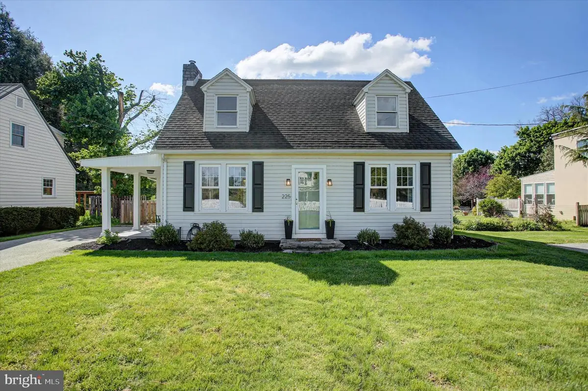 225 Pine Road, Mount Holly Springs, PA 17065 - #1