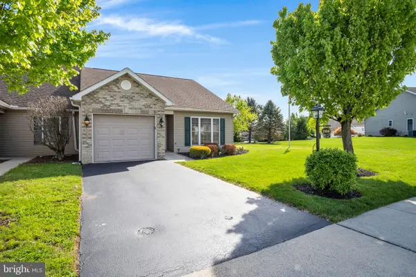 206 Brighton Drive, CARLISLE, PA 17015