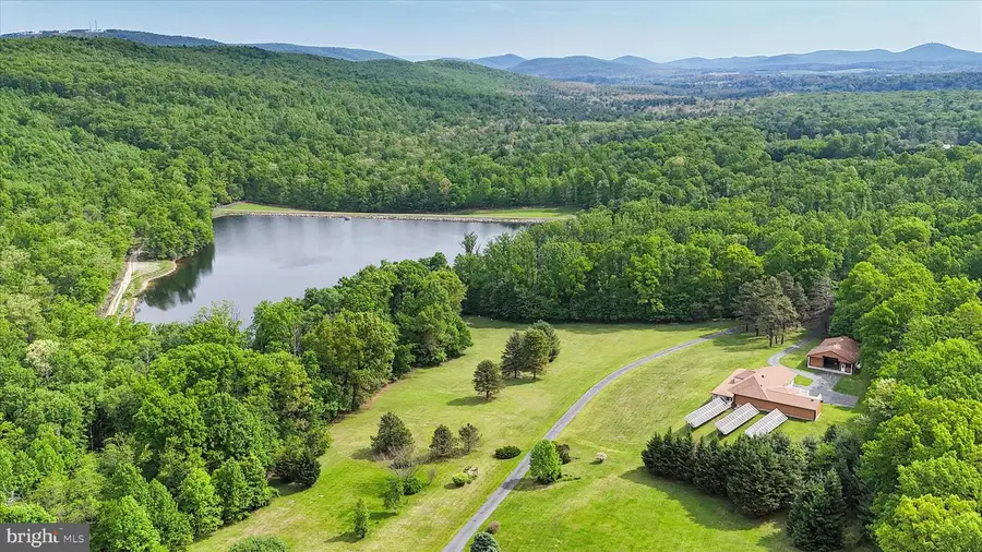 98 Peach Glen Rd, Gardners, PA 17324 - #2