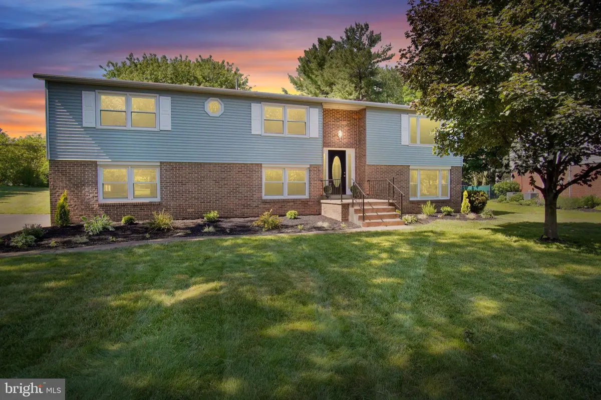 19 Hemlock Dr, Mechanicsburg, PA 17055 - #1