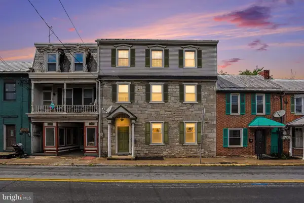 9 E Main Street, NEWVILLE, PA 17241