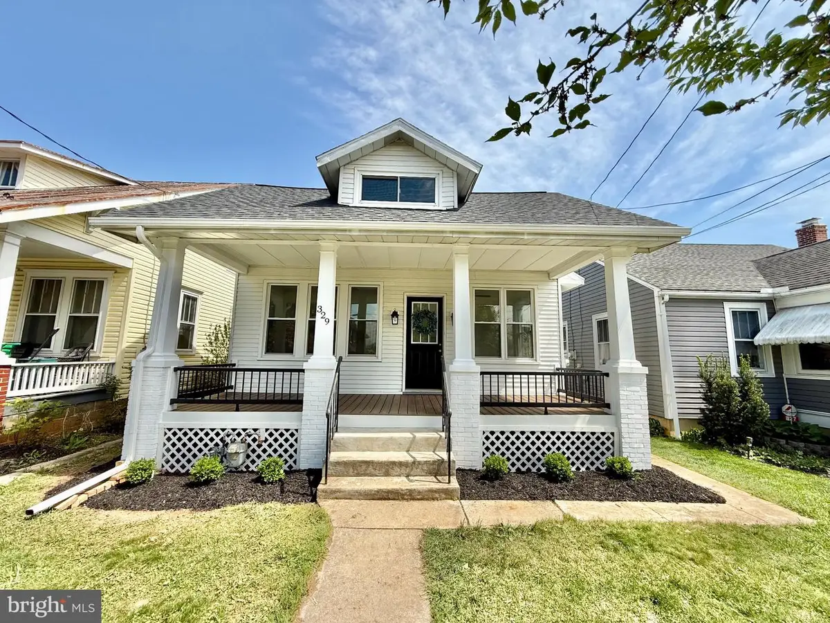 329 Franklin St, Carlisle, PA 17013 - #1