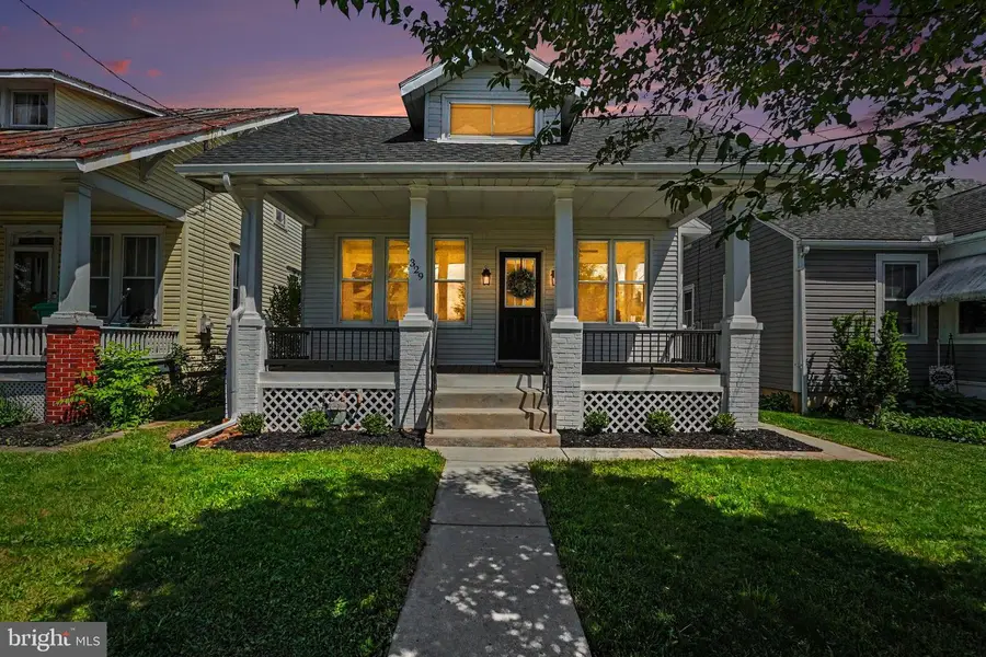 329 Franklin St, Carlisle, PA 17013 - #3