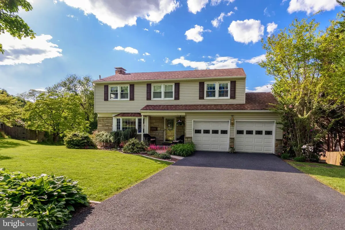 352 Blacksmith Rd, Camp Hill, PA 17011 - #1