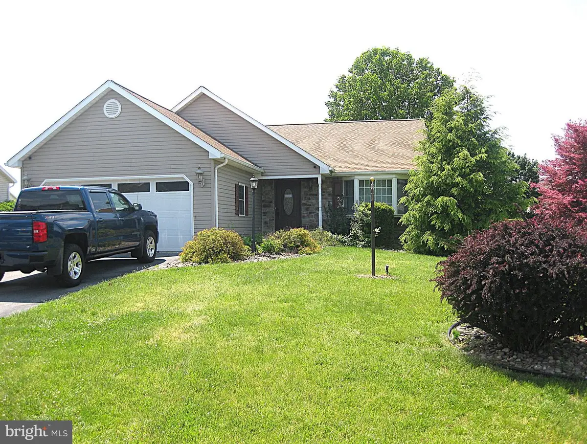 307 Liberty Dr, Shippensburg, PA 17257 - #1