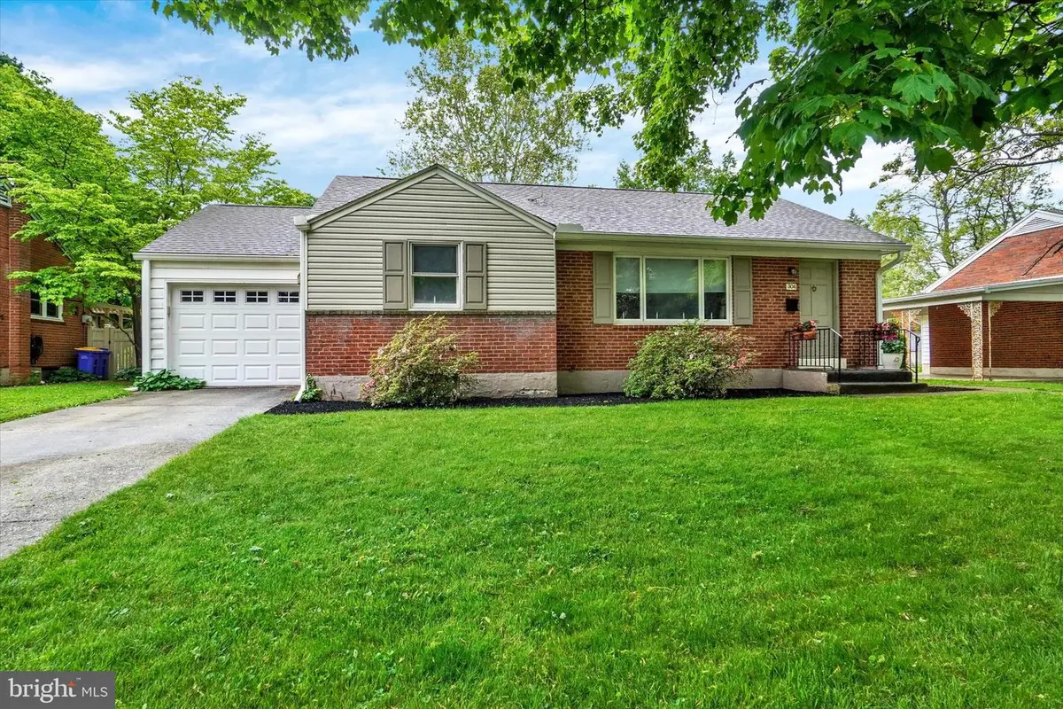 304 E Coover St, Mechanicsburg, PA 17055 - #1