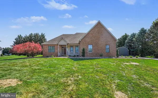 4 Golf Court, CARLISLE, PA 17015