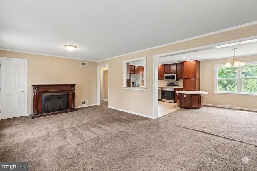 19 Forest Ln, Shippensburg, PA 17257 - #3