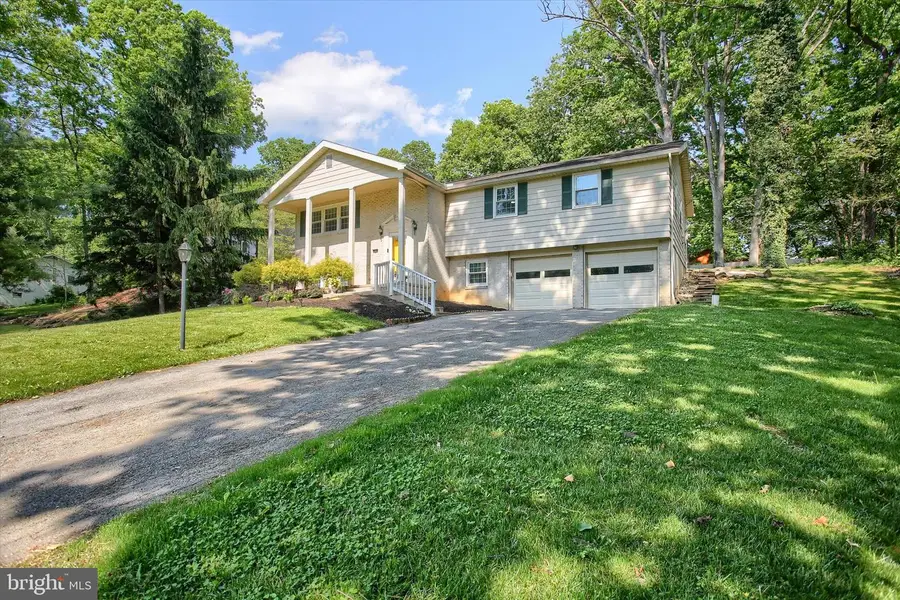 25 Hickory Road, Carlisle, PA 17015 - #3