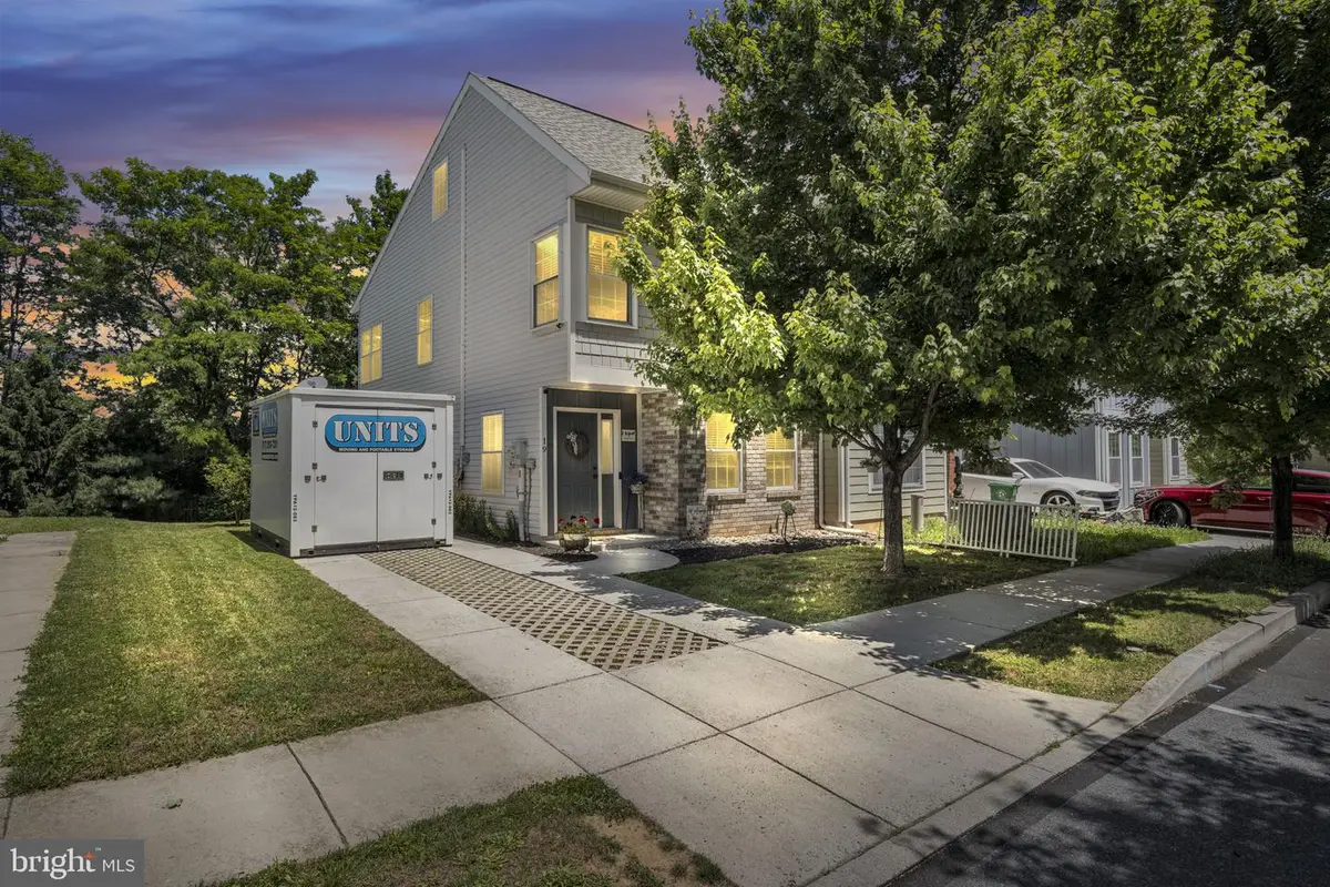 19 Parkview Dr, Carlisle, PA 17013 - #1