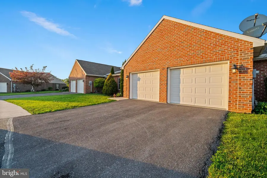 123 Blackbird Lane, Shippensburg, PA 17257 - #2