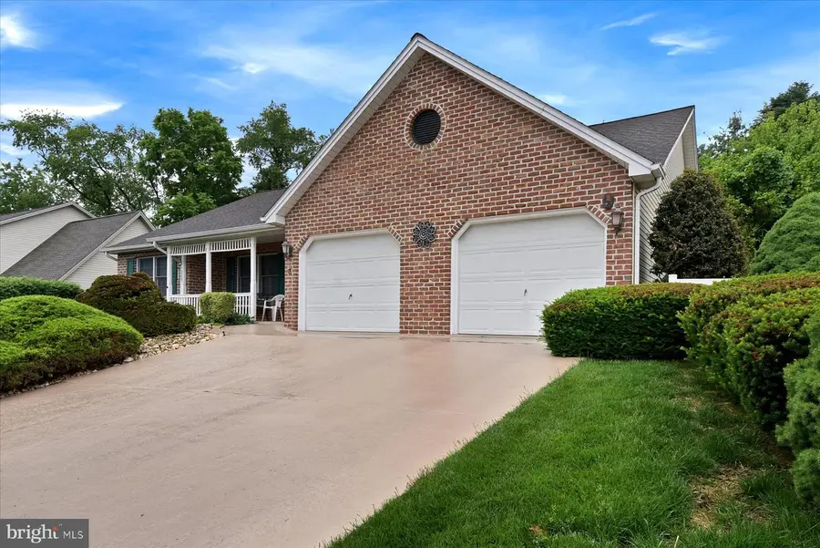 3 Wineberry Drive, Mechanicsburg, PA 17055 - #3
