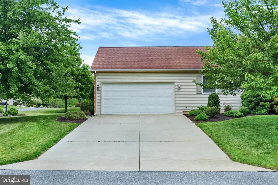 920 Woodley Dr, Mechanicsburg, PA 17050 - #3