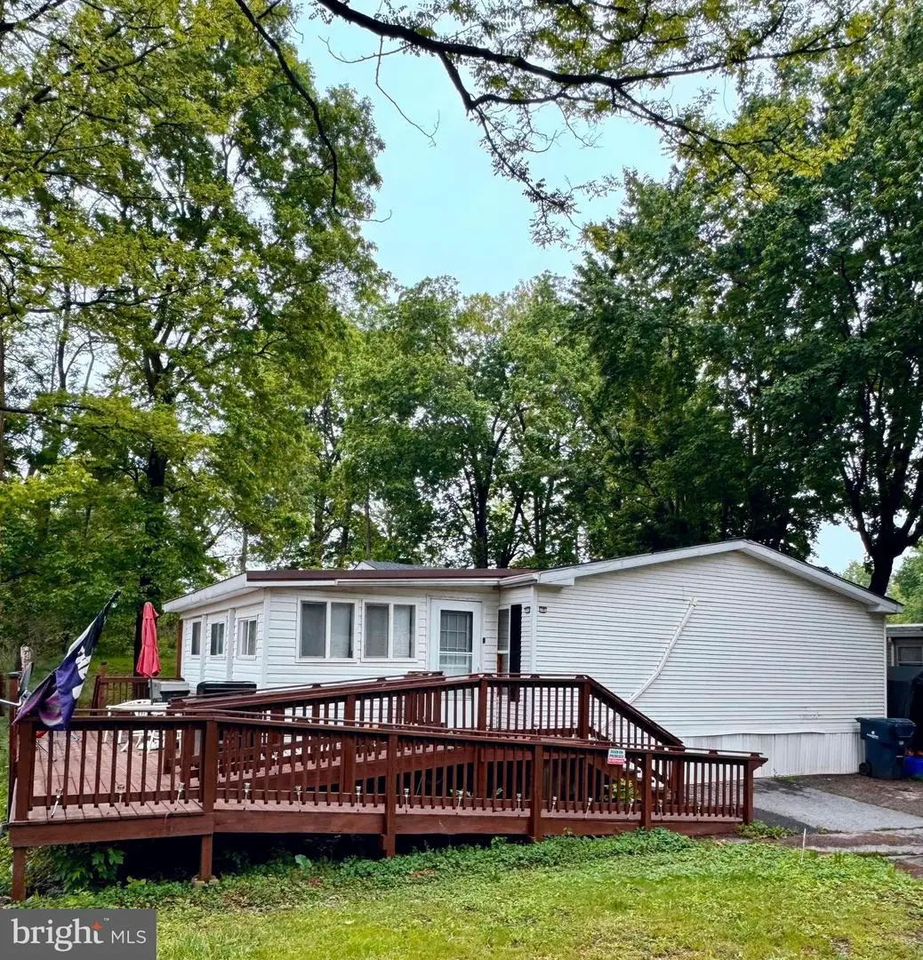 125 Shippensburg Mobile Es Tp-, Shippensburg, PA 17257 - #1