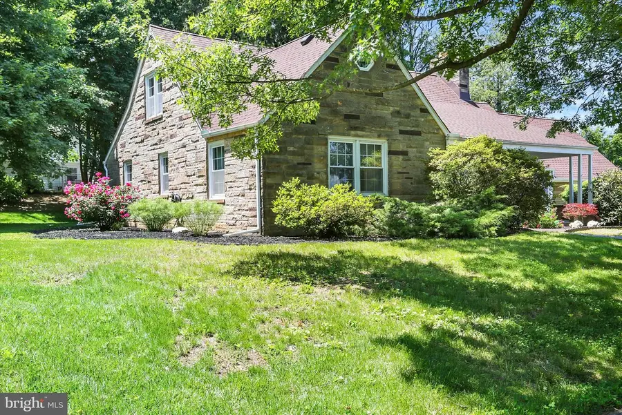 800 Allen St, New Cumberland, PA 17070 - #2